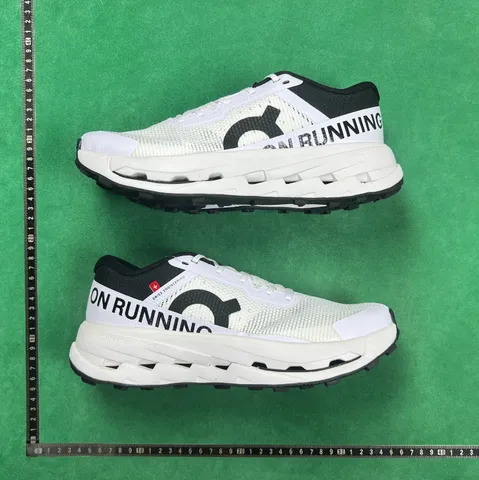 ON Cloudultra 3 - White & Black
