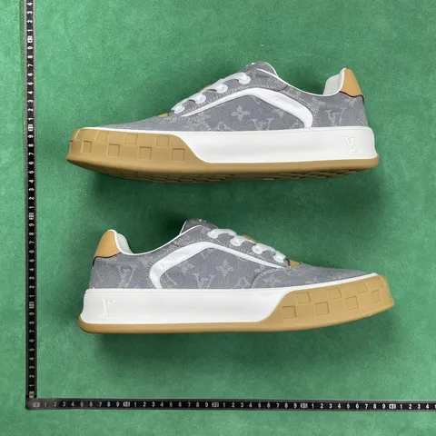 Louis Vuitton Tilted - Grey Denim & Gum