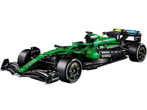 Lego Green Ghost Astin Martin F1