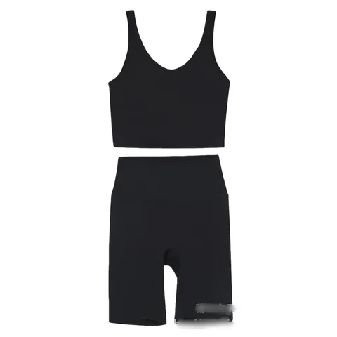 Lululemon Set - Black Bra & Shorts
