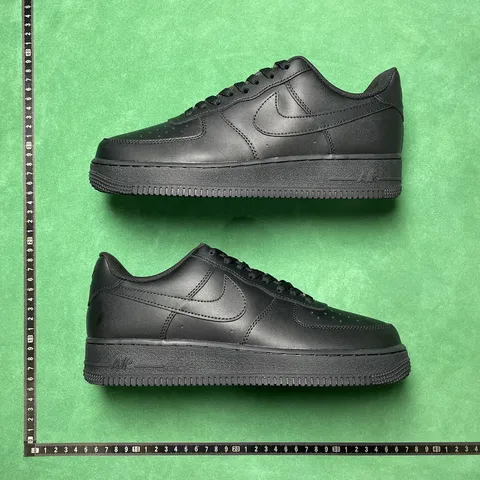 Nike Air Force 1 Low - Triple Black, Leather