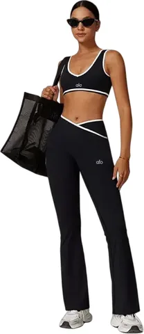 Alo Set - Black Bra & Flare