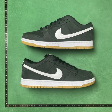 Nike SB Dunk Low Pro