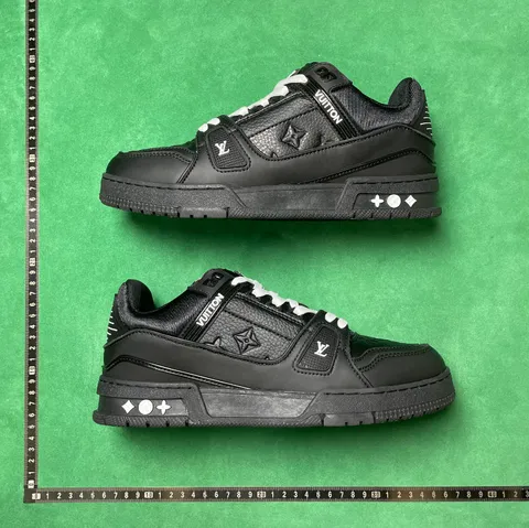 Louis Vuitton Trainer - Black Trainer, B3D Batch