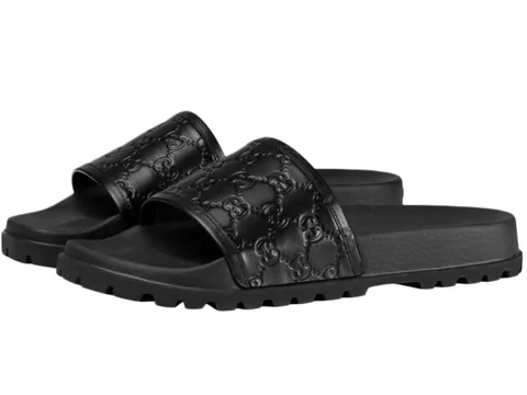 Gucci Slippers - Black GG Slide