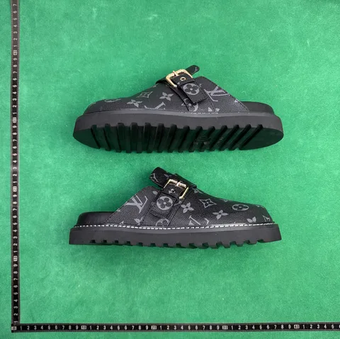 Louis Vuitton Cosy - Black Monogram Mule