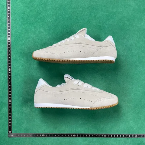 Alo Yoga Sunset - Cream Suede