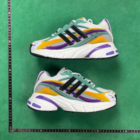 Pharrell Williams x Adidas Adistar Jellyfish