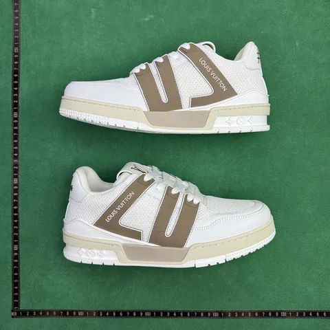 Louis Vuitton Trainer - White & Taupe Trainer