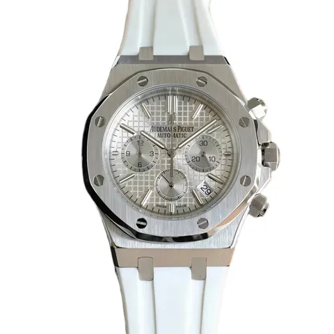 Audemars Piguet [Royal Oak Offshore] - White Strap Chronograph