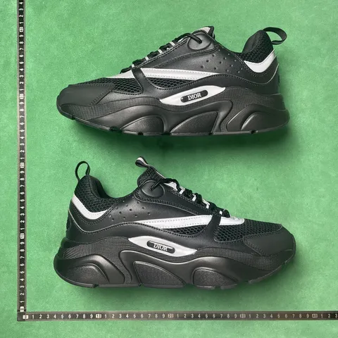 Dior B22 - Black & White, Z3ZB2 Batch