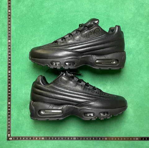 Supreme x Nike Air Max 95