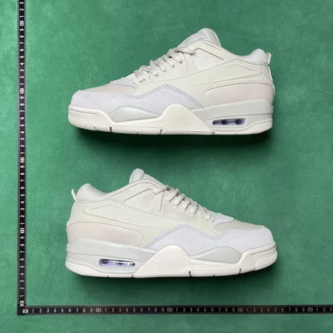 Air Jordan 4 - Sail Cream