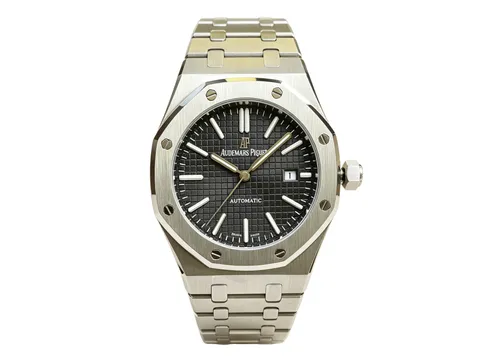 Audemars Piguet - Steel Black Dial