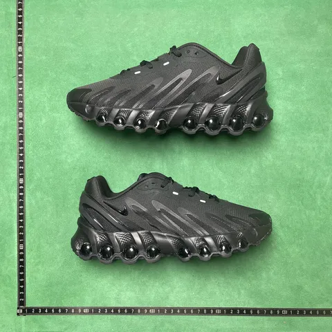 Nike Air Max Dn - Triple Black