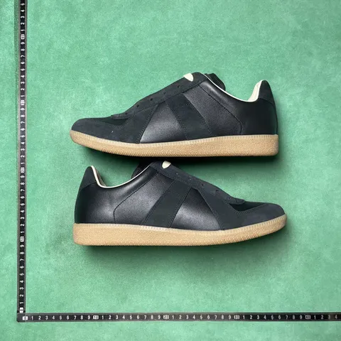 Maison Margiela Replica - Black Replica