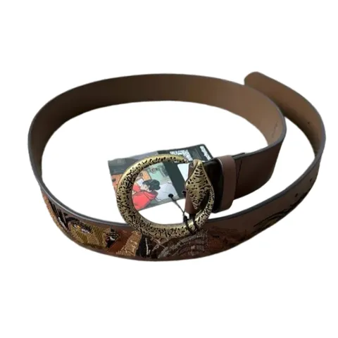Derschutze Belt