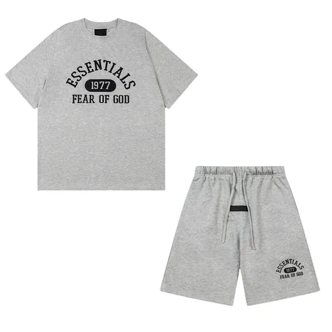 Essentials Set - Grey 1977 Set, Relaxed