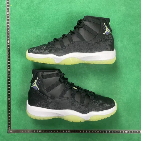 Nike Air Jordan 11 Retro