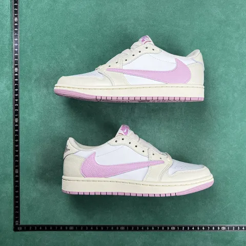 Travis Scott x Jordan Air Jordan 1 Low - Pink Low