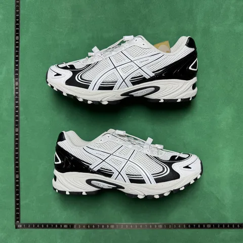 Asics Gel-Kahana TR V4 - White & Black