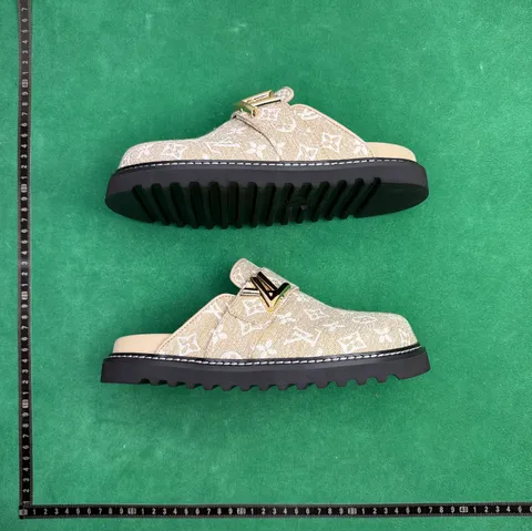 Louis Vuitton Cosy - Cream Monogram Mule
