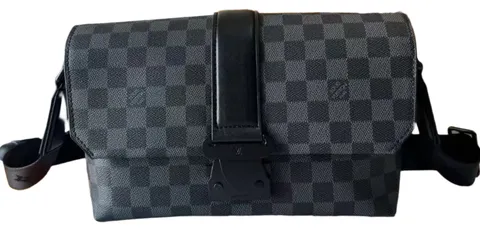 Louis Vuitton Bag - Damier Graphite Messenger