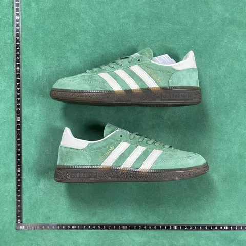Adidas Spezial - Green & Gum