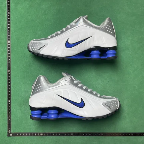 Nike Shox R4 Metallic Silver Racer
