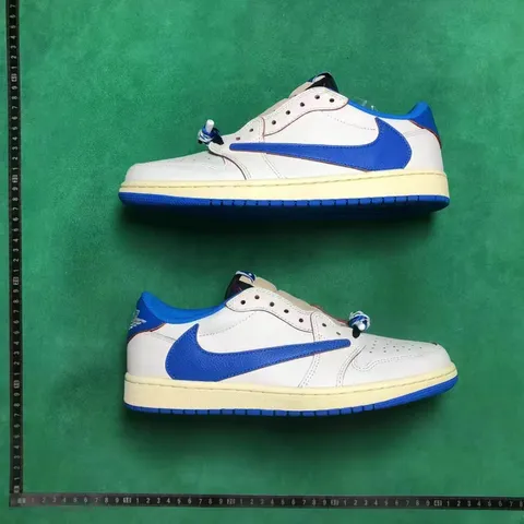 Travis Scott x Fragment Design x Jordan Air Jordan 1 Low OG