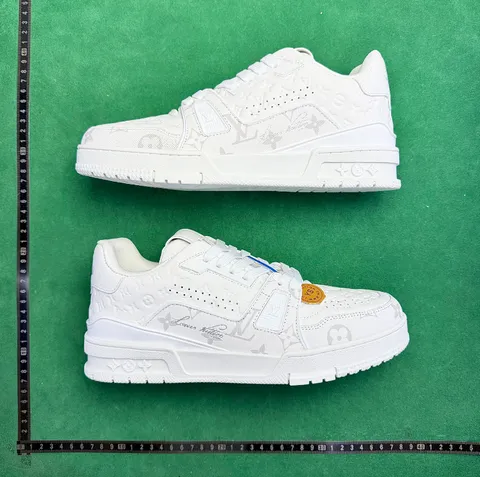 Louis Vuitton Trainer - White Trainer