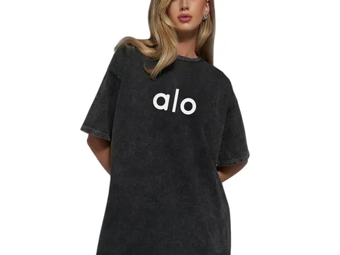 Alo Tee - Charcoal Logo