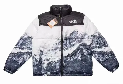 The North Face Quilted Jacket - Mountain Print Nuptse