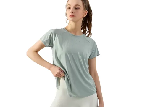 Alo Tee - Sage Relaxed