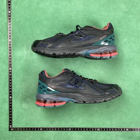 New Balance NB 1906R - Black Iridescent