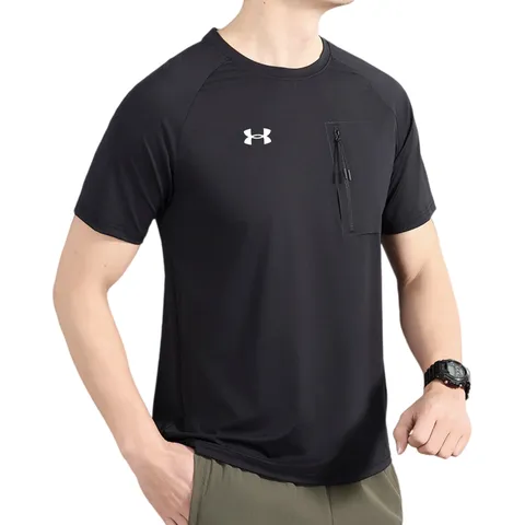 Under Armour Tee - Black Zip Pocket