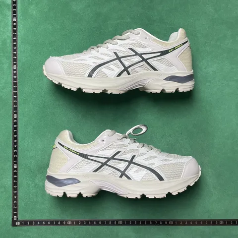 Asics Gel-Flux 4 Cream Brown