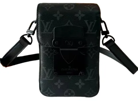 Louis Vuitton Bag - Black Vertical Wearable